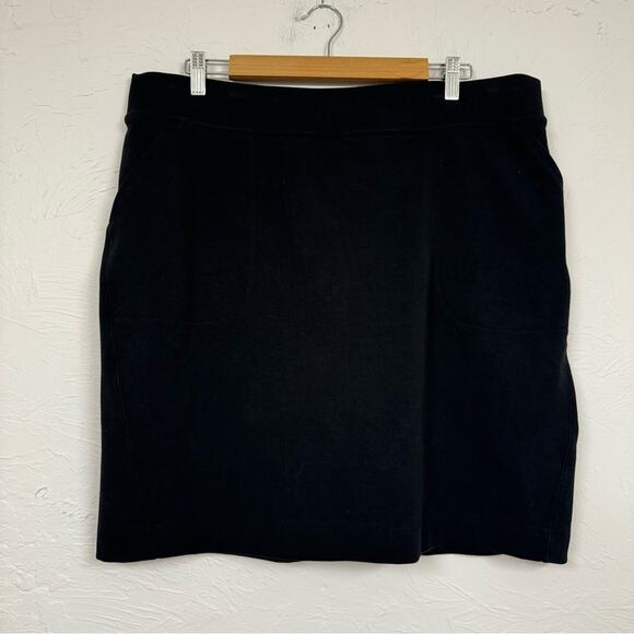 Duluth Trading Co Black Athletic Mini Skirt Womens L Hiking Gorpcore Casual - Picture 1 of 6